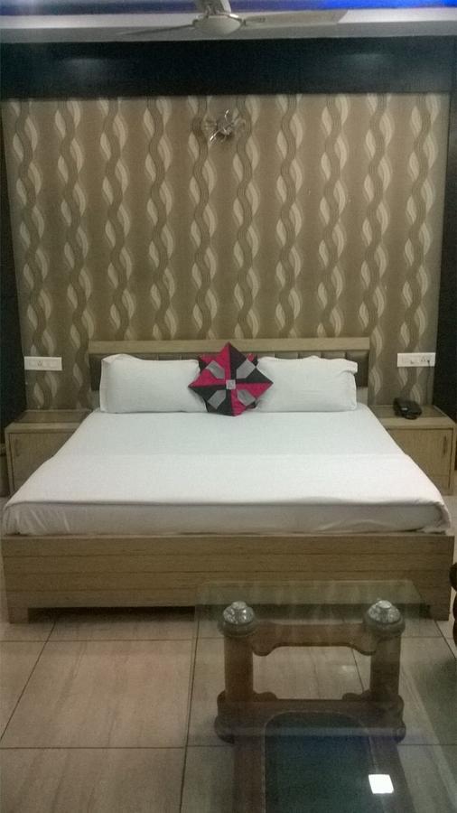 Hotel Sai Orchid Moradabad Extérieur photo